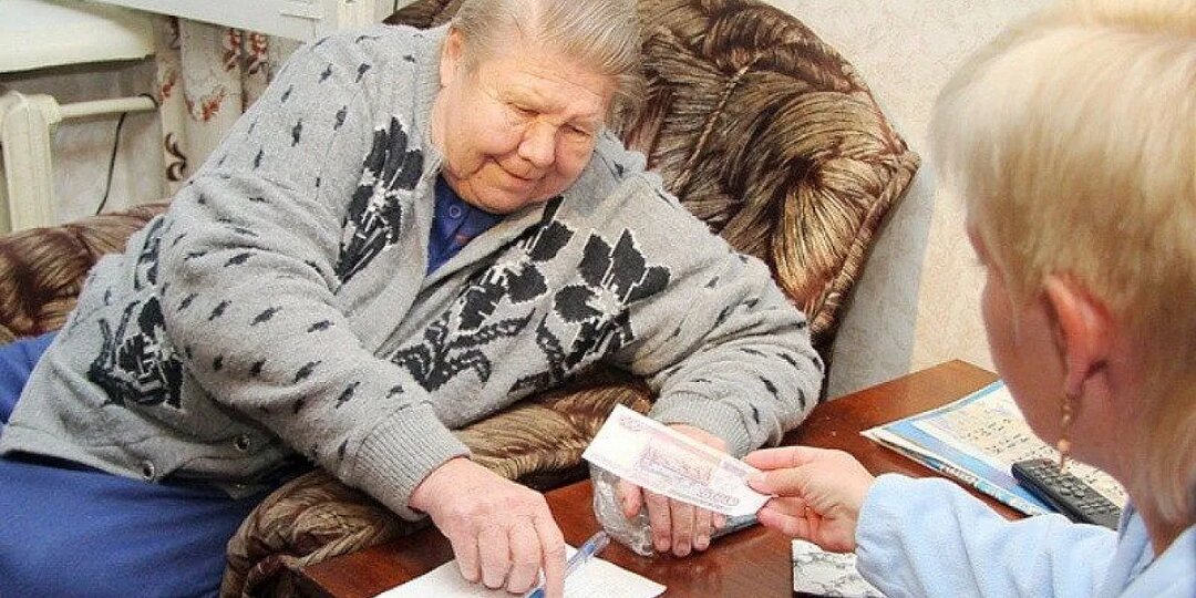 Осенью пожилых россиян ждет прибавка к пенсии: сколько и кому