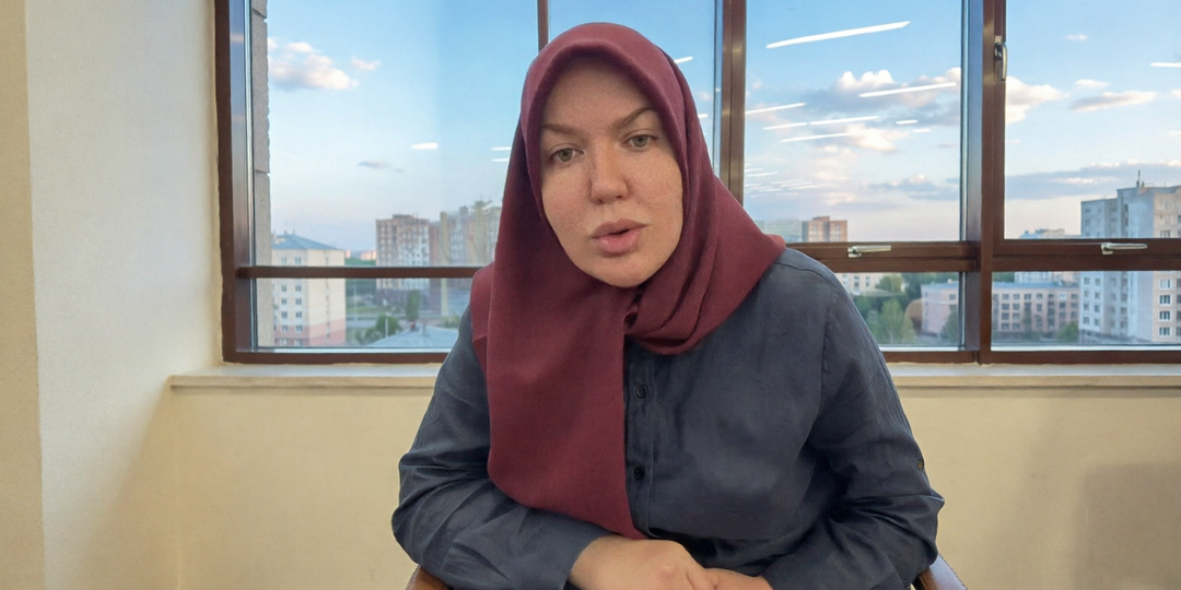 «Он посмел до меня дотронуться»: как «новые гражданки» в хиджабах снимают постановочные жалобы на русских