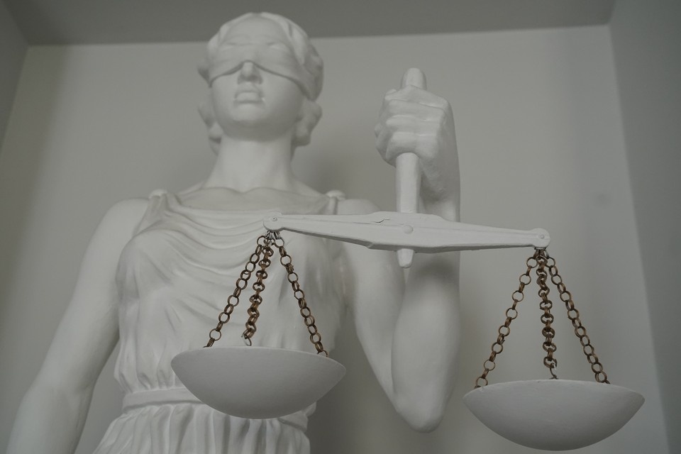   Верховный суд установил факт получения партией Яблоко 3 млн рублей из-за рубежа Светлана МАКОВЕЕВА