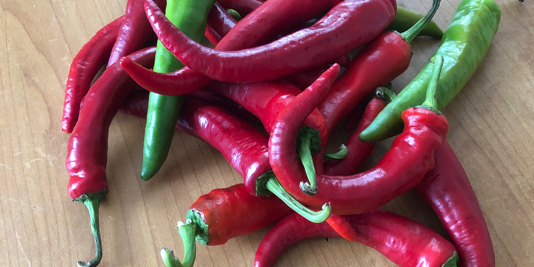 Острый перец на зиму. Вкусная заготовка за 10 минут