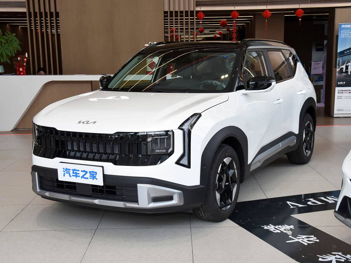 Даже в базовом исполнении новый Kia Seltos выглядит привлекательно