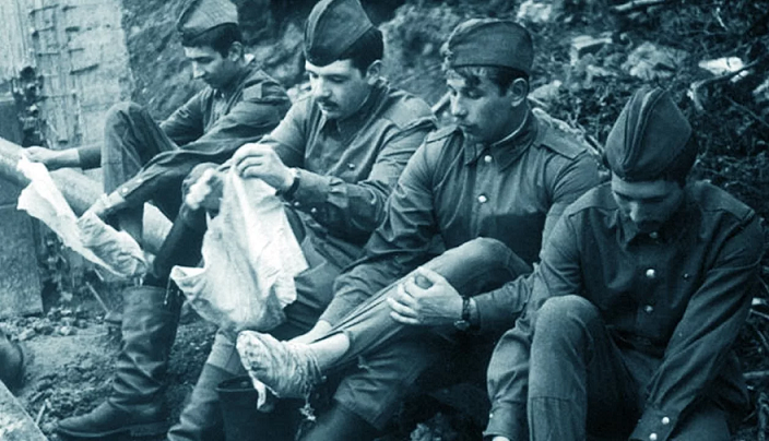 Табор сушит портянки