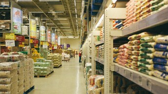 Цены на продукты растут как на дрожжах: виноват дефицит топлива