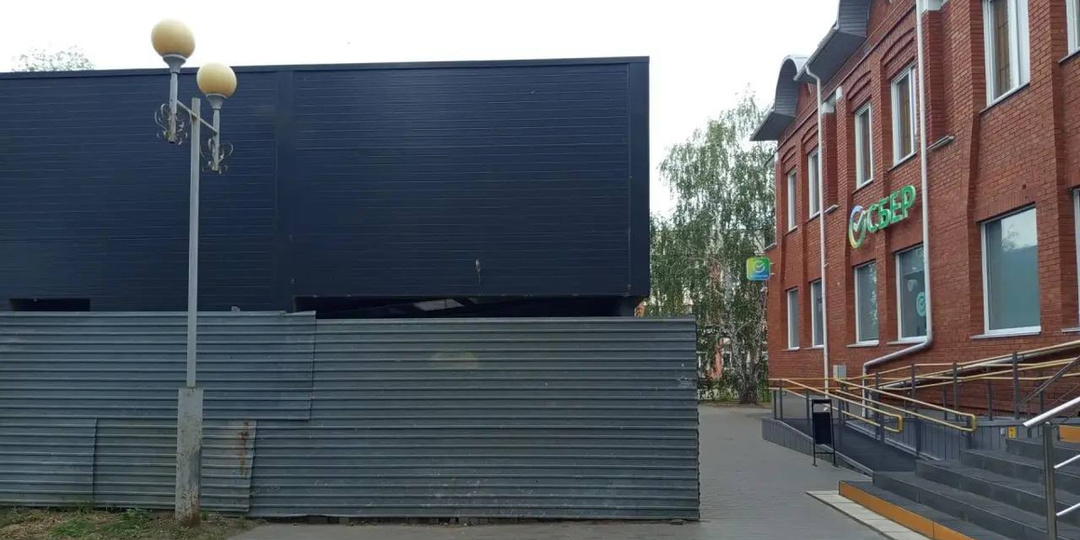 В Омской области снесут торговый комплекс, который не понравился местным жителям