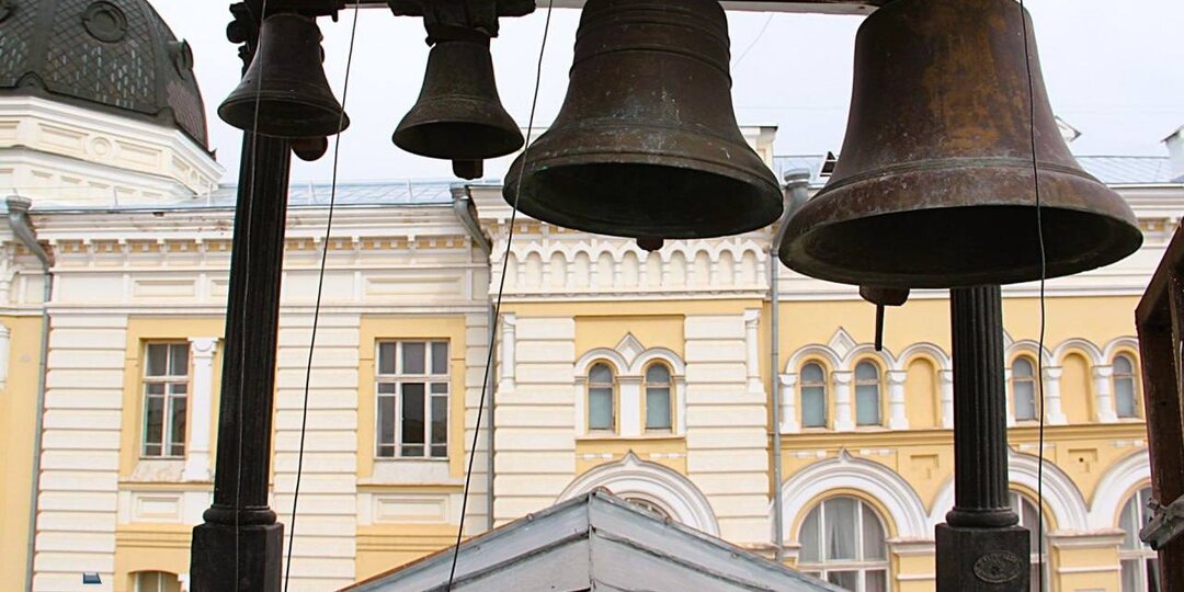 Астраханцев посвятят в театральные тайны