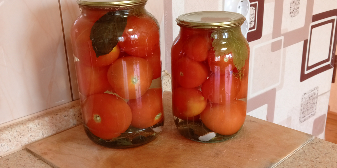 Маринованные помидоры в маленьких баночках — мой уютный рецепт 🍅✨