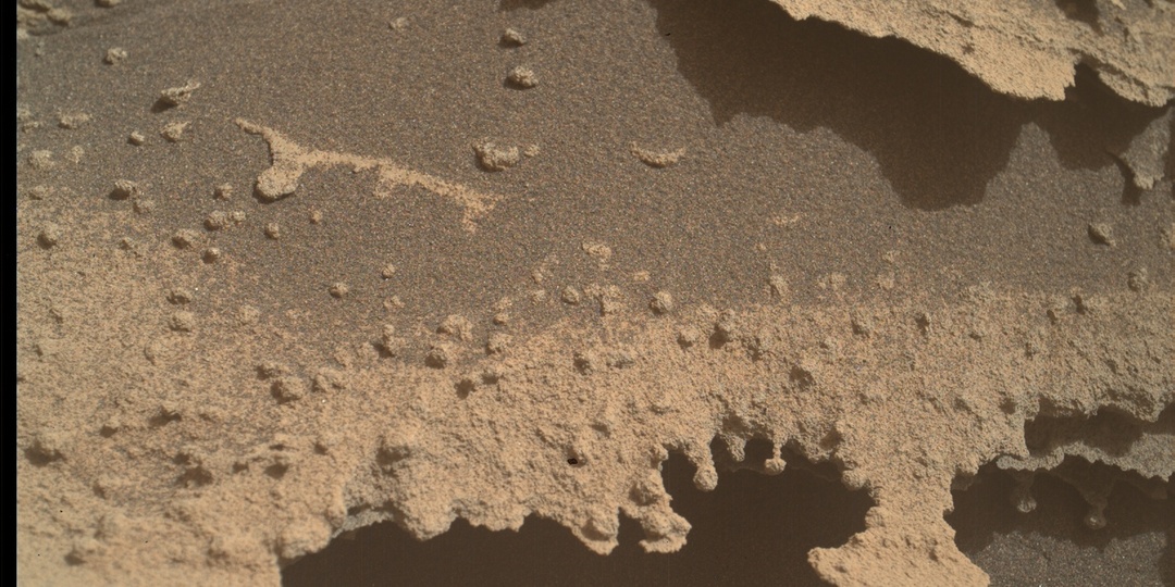 Что там, на Марсе? 8ш14. "Суперповерхность" на камерах Curiosity.