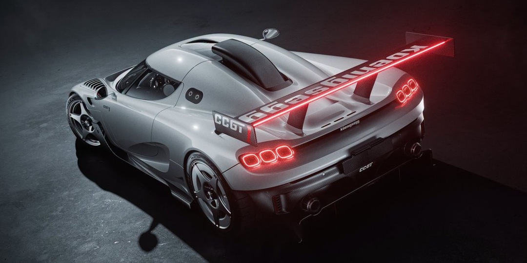 Koenigsegg выпустил гиперкар в честь запрещенной 20 лет назад модели