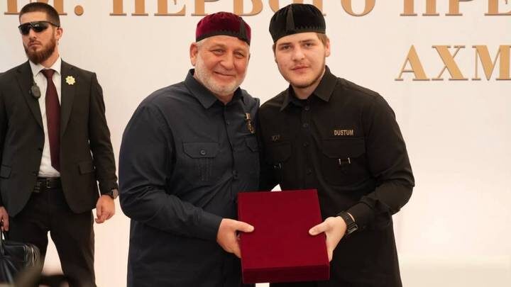 Адам Кадыров получил звание почетного гражданина Курчалоевского района Чечни