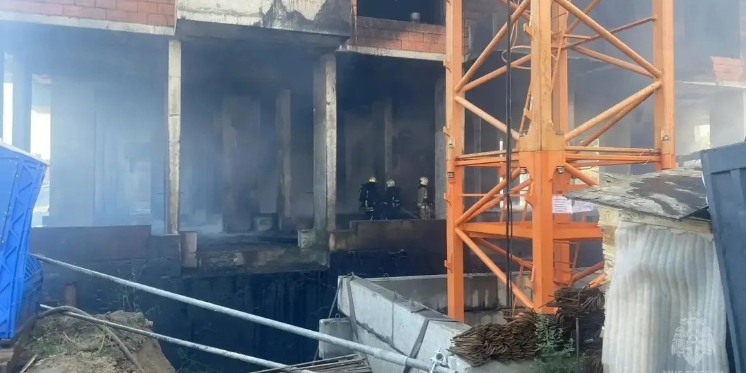 Стали известны подробности пожара на Левом берегу Омска