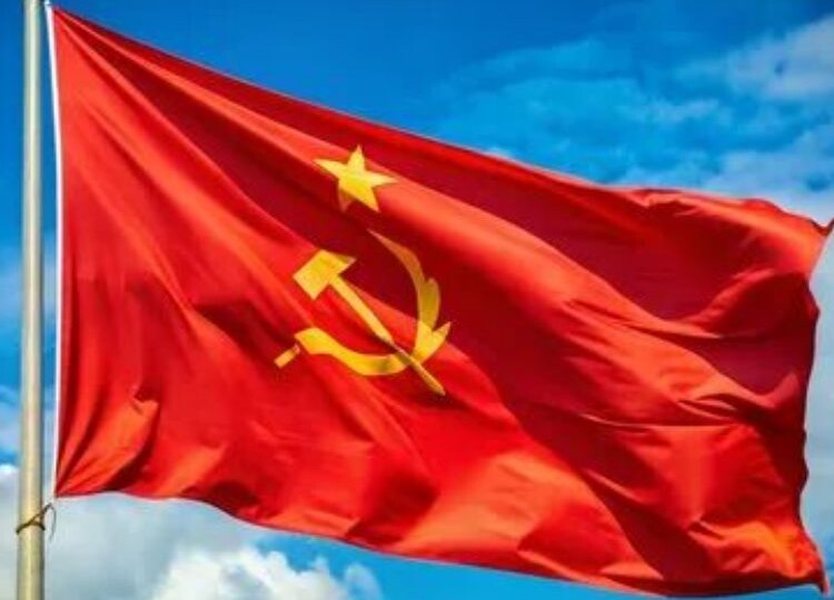 Почему СССР до сих пор жив в наших сердцах: разбираем ностальгию без розовых очков