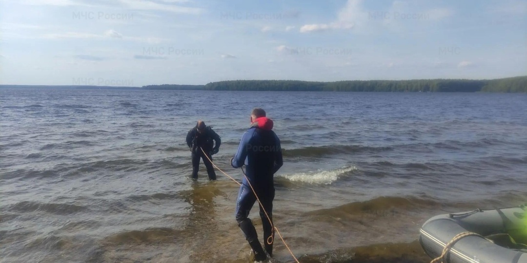 Спасатели подняли из Десногорского водохранилища тело мужчины
