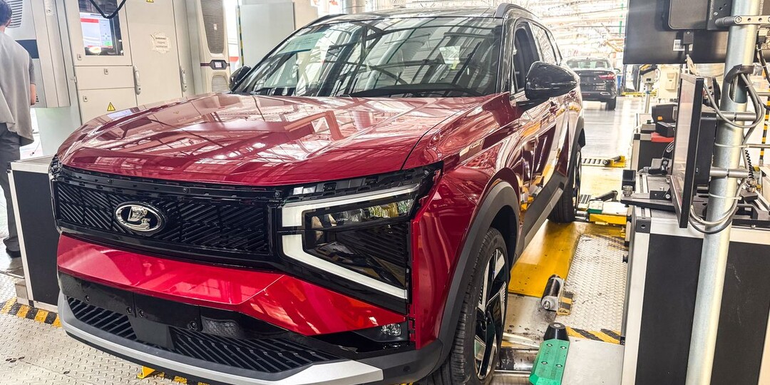 АвтоВАЗ вышел из корпоративного отпуска: производство новых Lada возобновлено