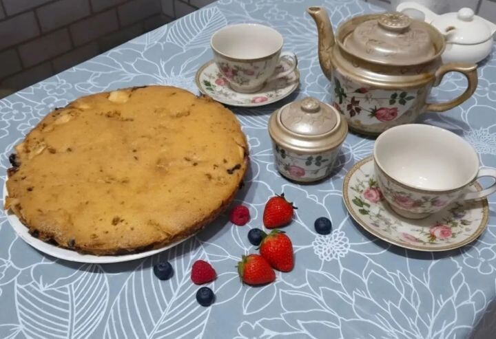 На Яблочный Спас шарлотки на любой вкус