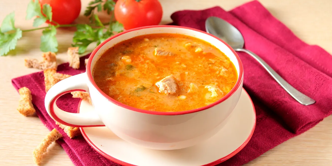 Одна ложка — и суп станет вкуснее: маленькая хитрость советских хозяек