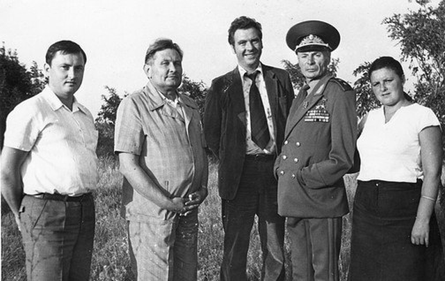 Артиллерист без рук: стальная воля Василия Петрова, который вернулся на фронт после потери обеих кистей