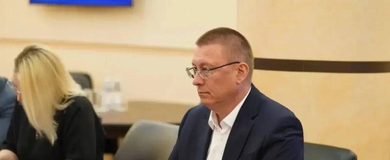 Губернатор провел профильный час по строительству и капремонту объектов здравоохранения