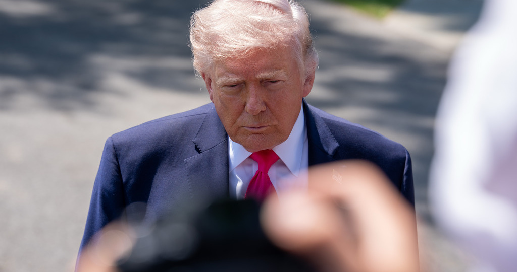 Трамп: США не ведут и не планируют переговоров с Ираном