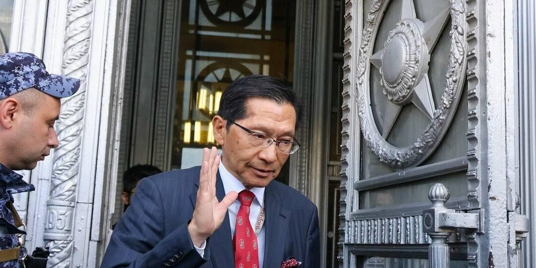 МИД России официально уведомил японскую сторону о том, что суверенитет РФ над Южными Курилами не подлежит обсуждению
