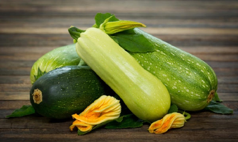 Фаршированные кабачки: простой рецепт для сочного вкуса