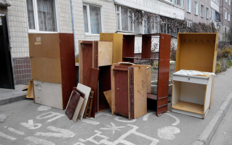 Нижегородцам грозит штраф до 3 тысяч рублей за неправильный выброс мебели