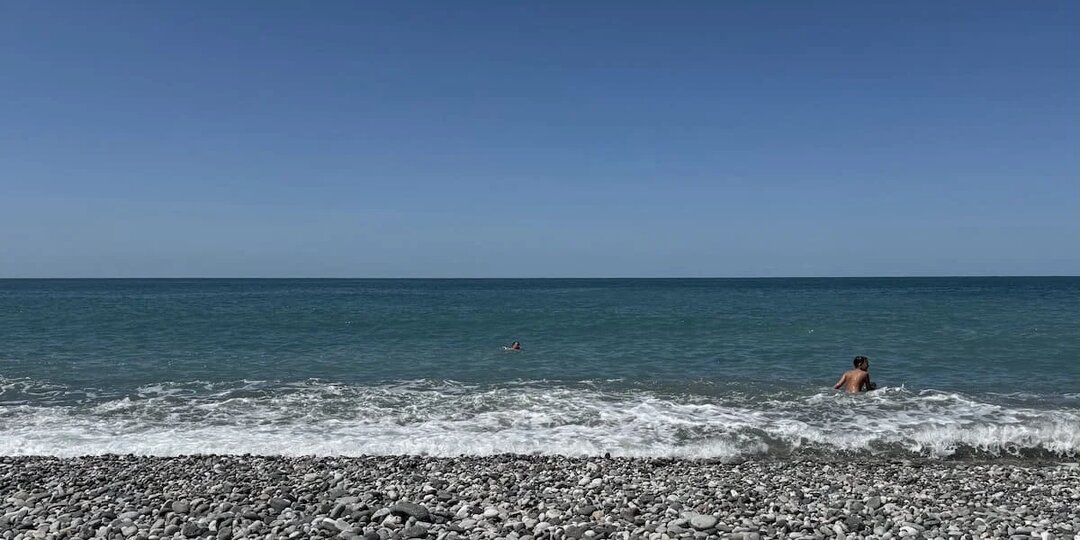 Терапевт рассказала, какие болезни лечит море