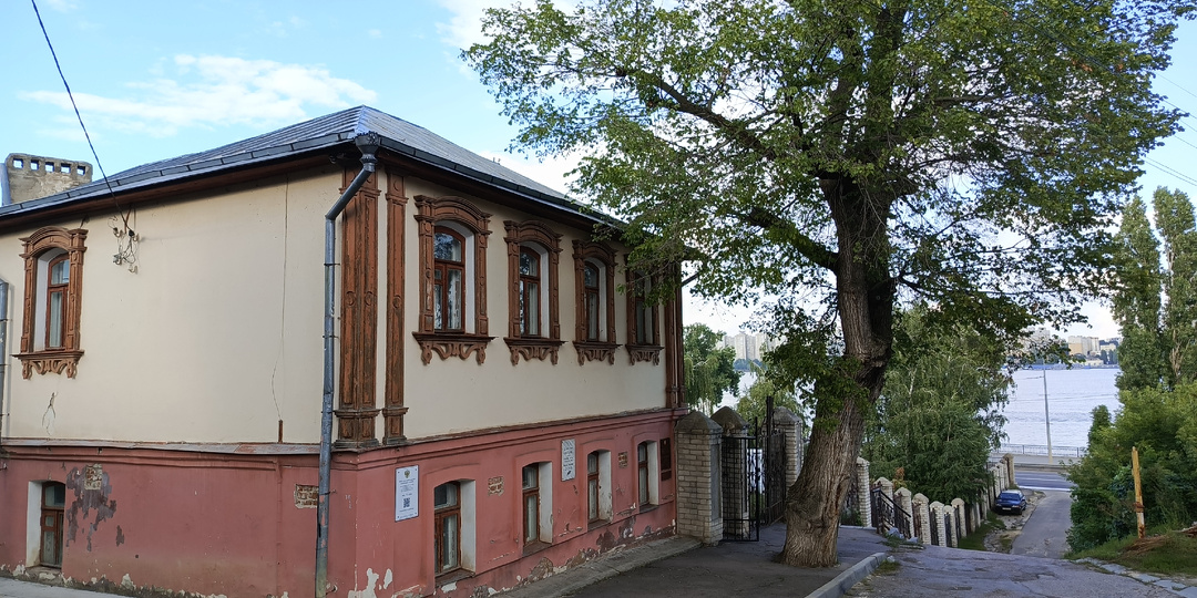 Гуляем по Воронежу в районе Девичка. Часть 3. Музей А.Л.Дурова и улица Дурова.