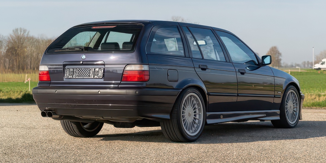 Баварский единорог с мотором V8: редчайший универсал Alpina B8 4.6 Touring 1998 года выставлен на аукцион Bring a Trailer