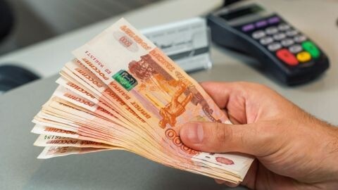Что будет с наличными деньгами и картами, рассказали в ЦБ, подробности в статье