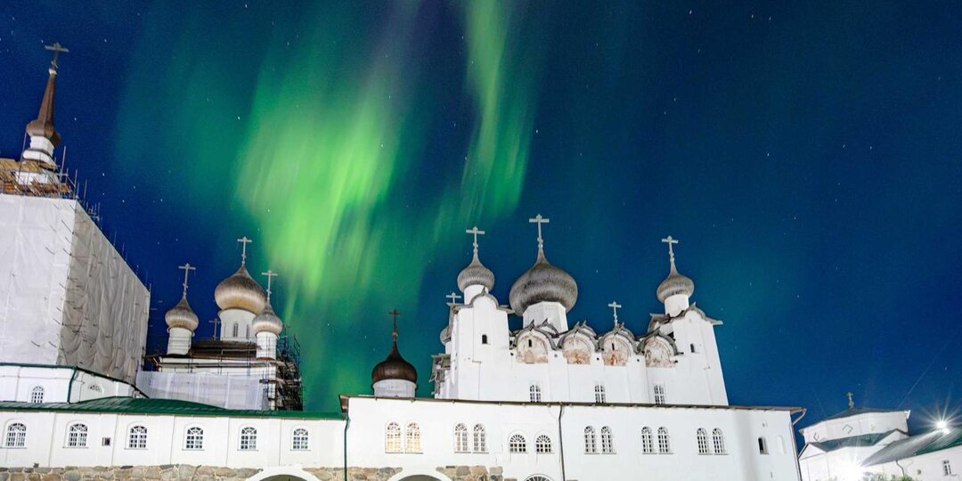 20 августа 2026 года Святейший Патриарх Московский и всея Руси Кирилл совершил утреню всенощного бдения в Троицком соборе