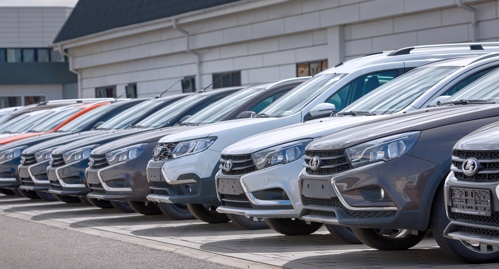 С начала года в РФ продано 800 тысяч новых автомобилей