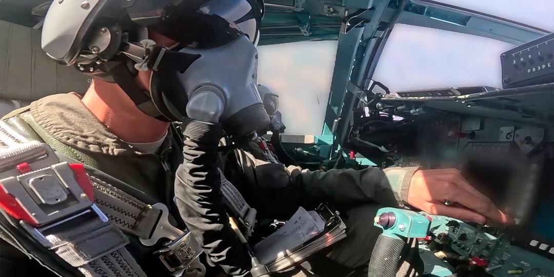 Су-34 группировки «Восток» разнес бомбами склад вооружений ВСУ