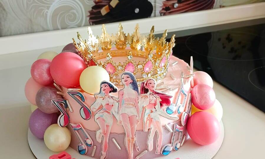 Перепутал месяц заказа, заказчик был удивлён 😲🎂
