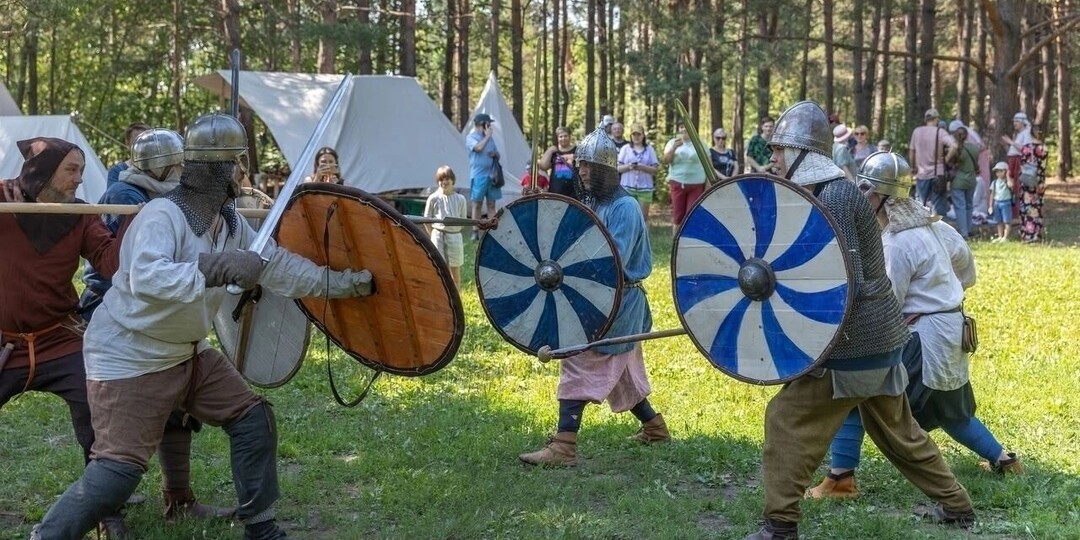 Фестиваль исторической реконструкции «Княжий двор» начался в Новосибирске