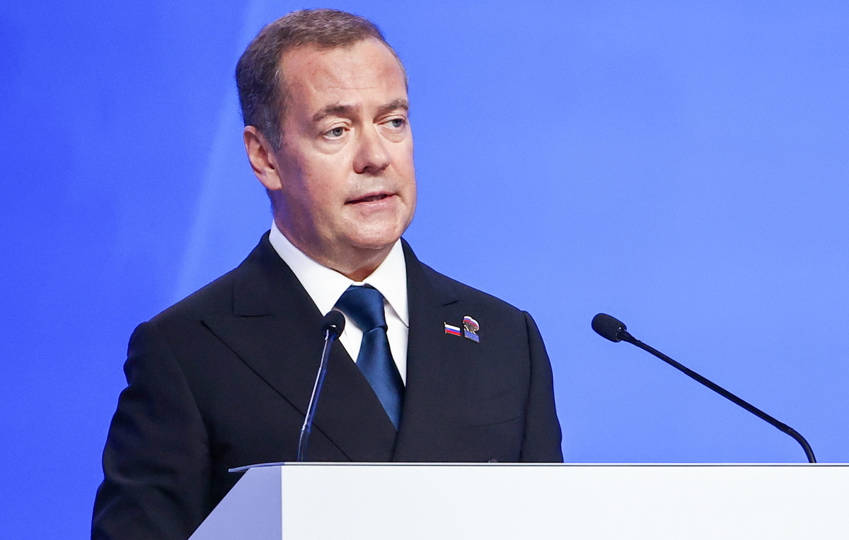    Заместитель председателя Совета безопасности РФ Дмитрий Медведев  Михаил Терещенко/ТАСС