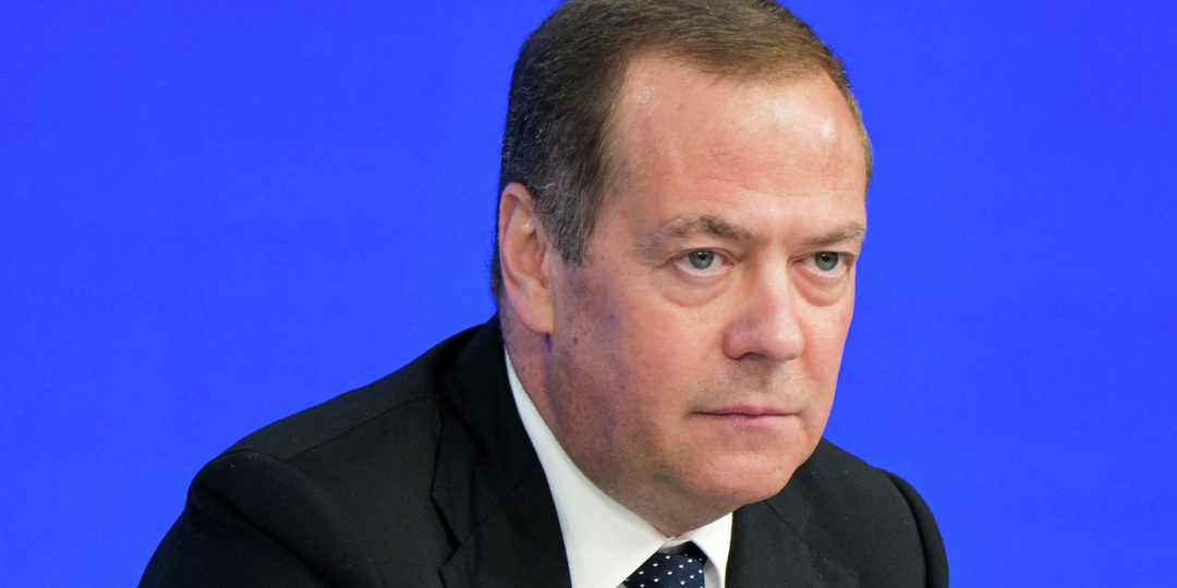 Медведев: у покинувших РФ не должно быть права вернуться, покаяния не помогут