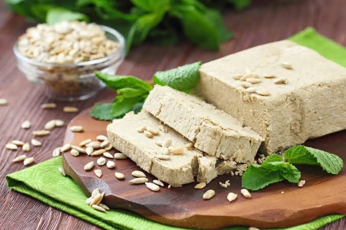 Можно ли есть халву каждый день: сколько в ней сахара и кому она противопоказана