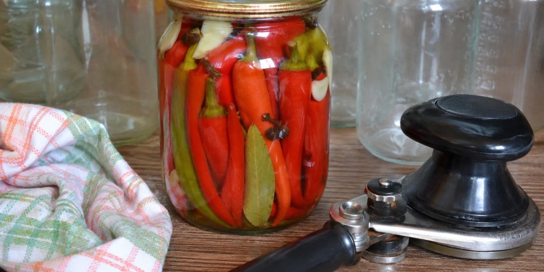 Рецепт вкусных маринованных перцев, которые согреют желудок зимой