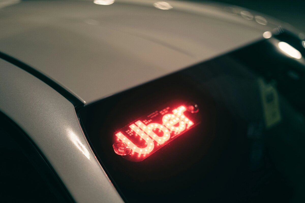    Erik Mclean, Unsplash