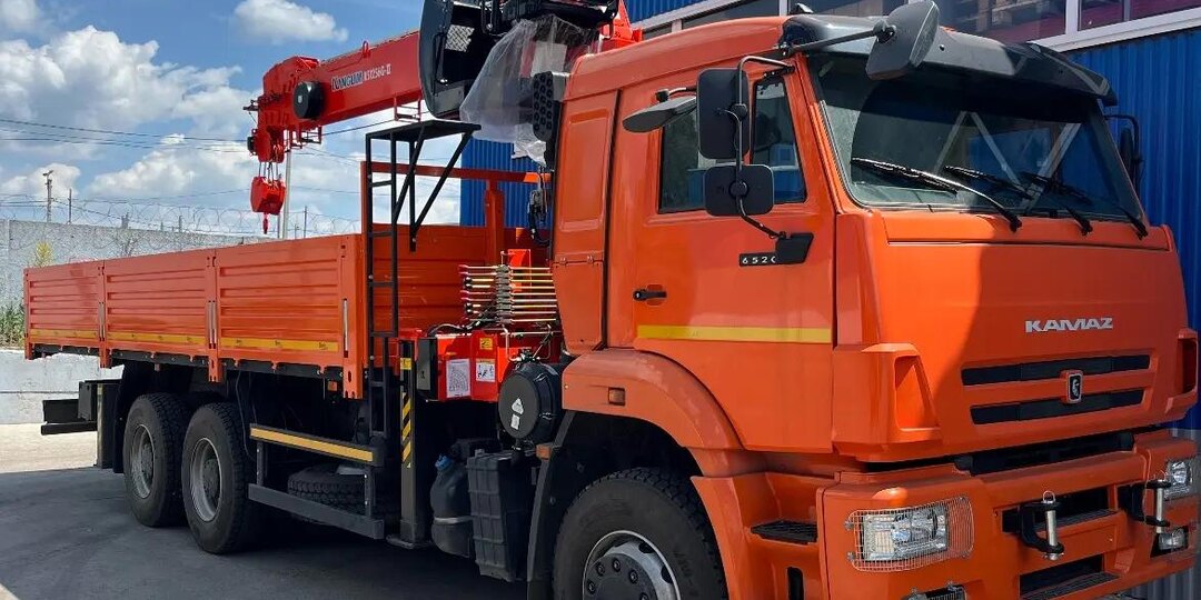Автомобиль КАМАЗ 6520 с КМУ Kanglim 1256