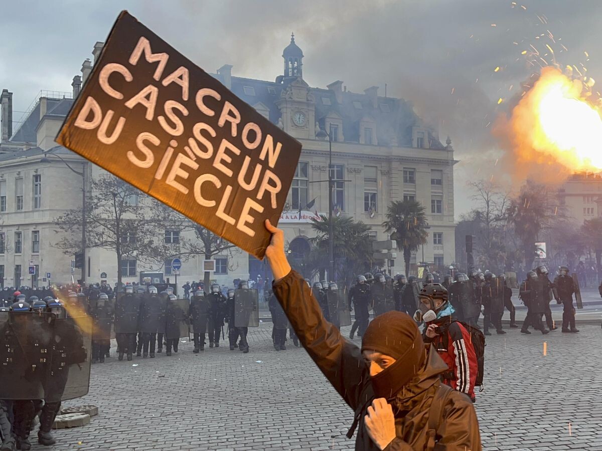    Акция протеста против пенсионной реформы в Париже | © РИА Новости Евгений Полойко