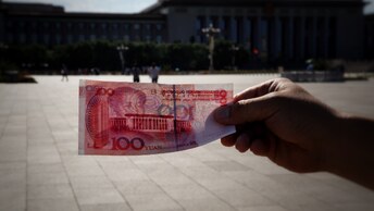 Спрос на эскорт стал одной из причин роста турпотока из Китая в Сибирь