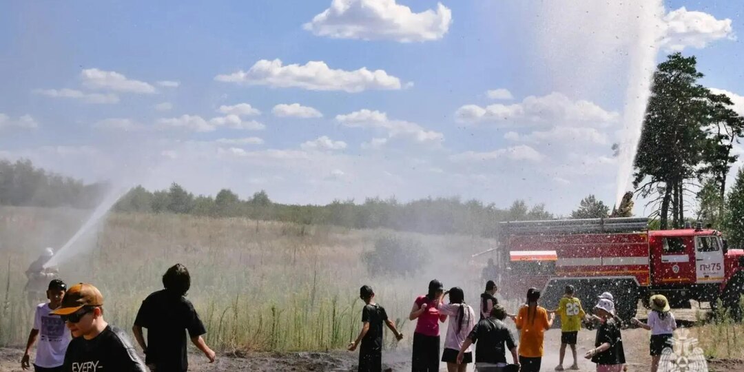 Волгоградские спасатели провели учения с отработкой эвакуации в детском лагере