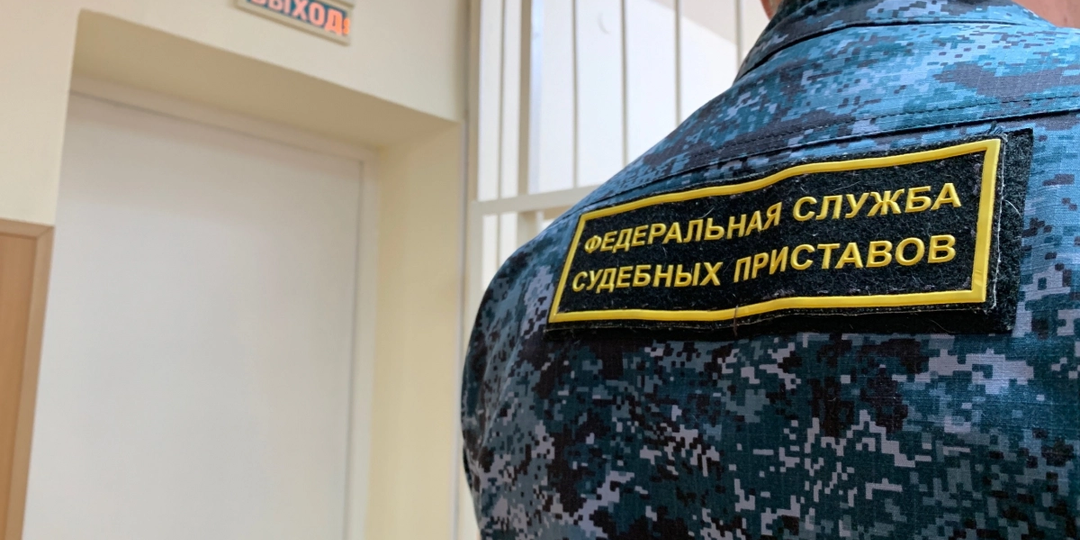 "Можно ли не пускать пристава в квартиру, если он пришёл без понятых"