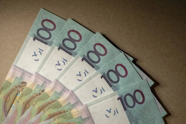 Бюджетникам пересчитают оклады и надбавки: Совмин увеличит размер базовой ставки с 1 сентября