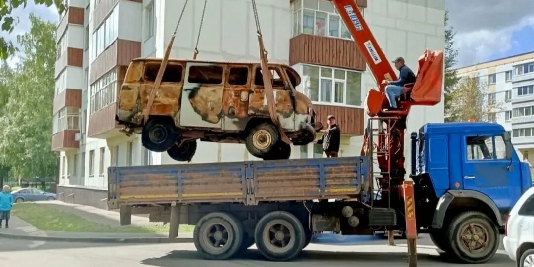 В Нижнекамске продолжают выявлять бесхозные машины