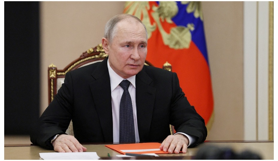 Ледовая премьера в Нижнем: Путин осмотрел арену для «Торпедо» и парахоккея
