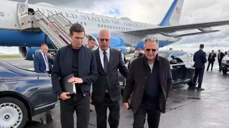 Процесс подготовки к миру на Украине пошёл, правда, пока медленно.