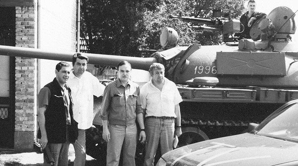 Следствие не закончено, забудьте. Как большая политика удерживает на югославской войне двух погибших российских журналистов