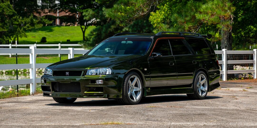 Подтяжка лица: Nissan Stagea Autech 260RS с мордой Skyline GT-R